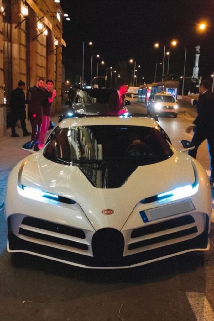Cristiano Ronaldo y su Bugatti Centodieci: Un capricho de 8 millones